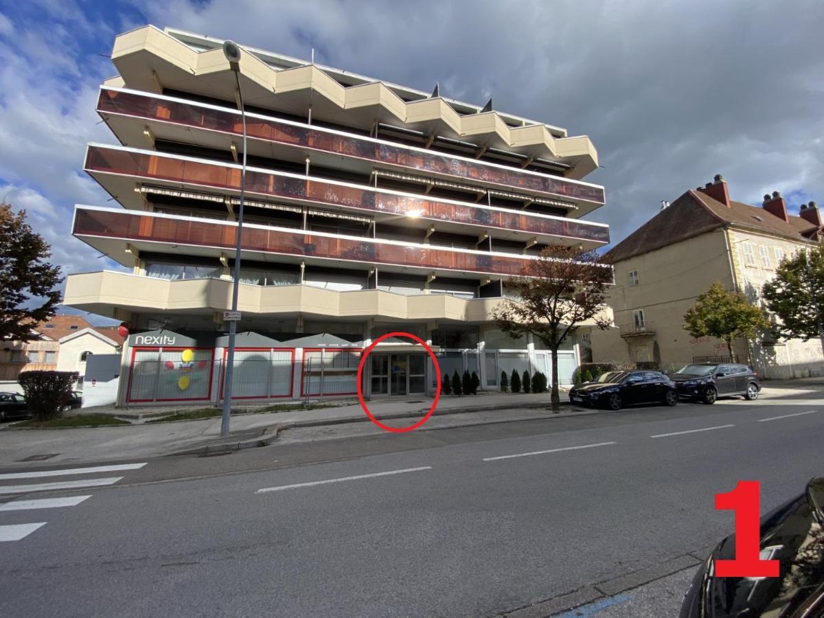 Studio Cosy Pontarlier Luaran gambar