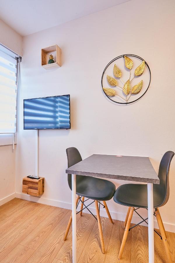 Studio Cosy Pontarlier Luaran gambar